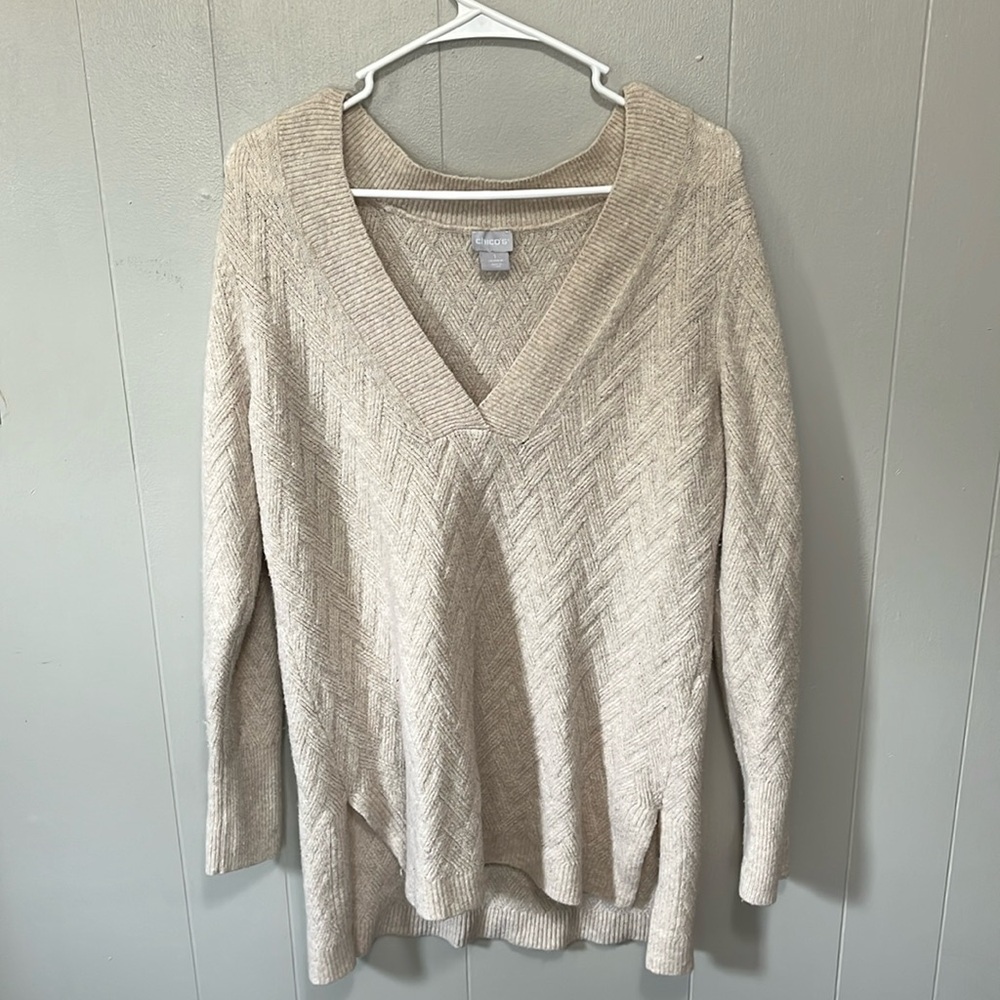 Chico's Cream V-Neck Cable Knit Sweater